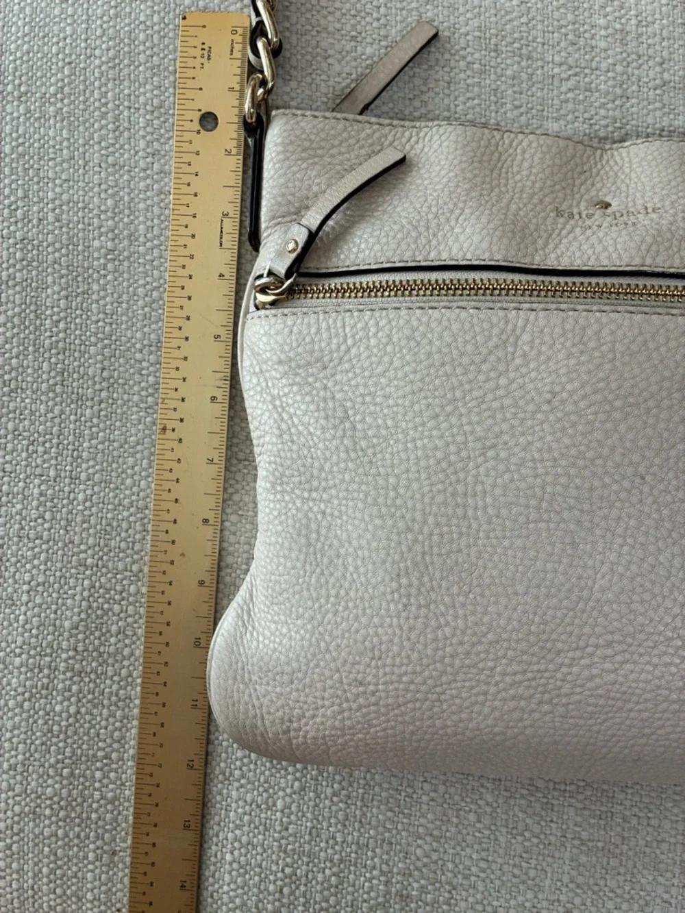 kate spade EUC Cream  Jackson Pebbled Leather Crossbody Bag with Gold Hardware - Picture 12 of 15